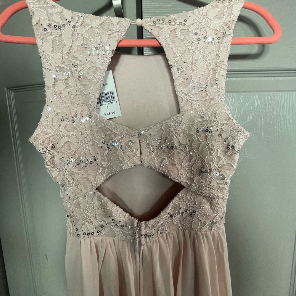 Speechless Dress - Picture 5 of 7